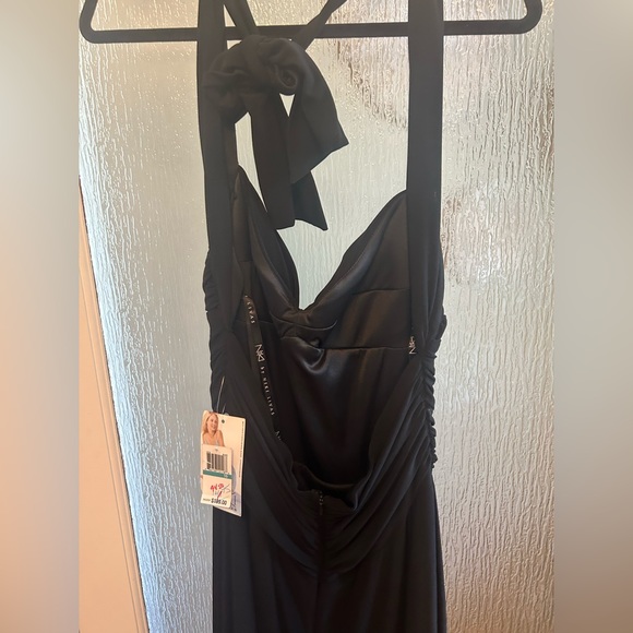 NWT Black Floor Length Strappy NIKI (By NIKI LIVAS) Gown - Picture 7 of 11